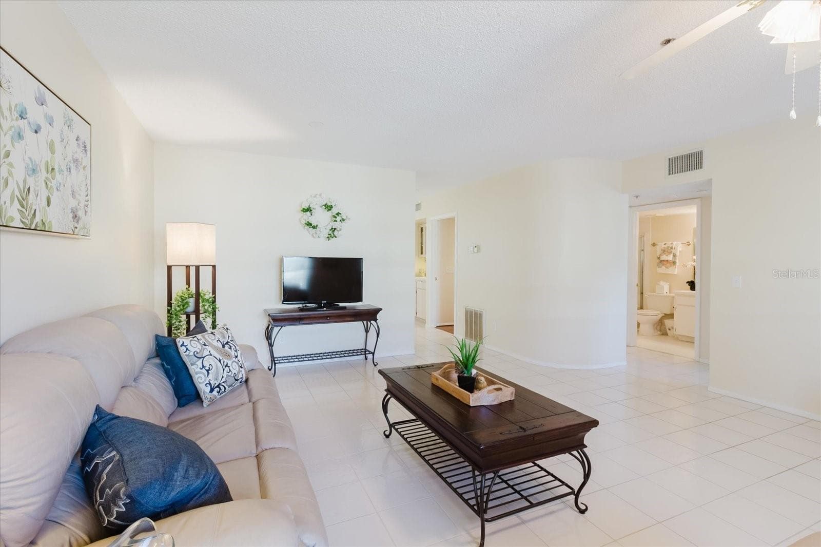 2209 Utopian Drive E 207 photo 06