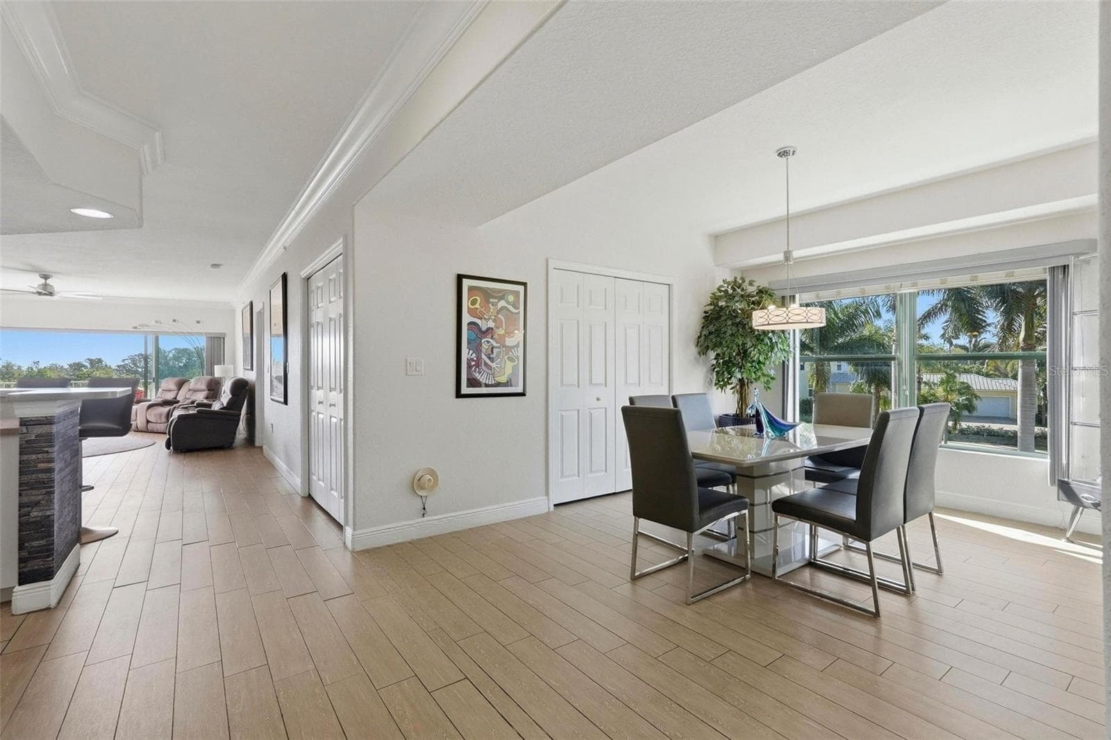 1695 Pinellas Bayway S E4 photo 03