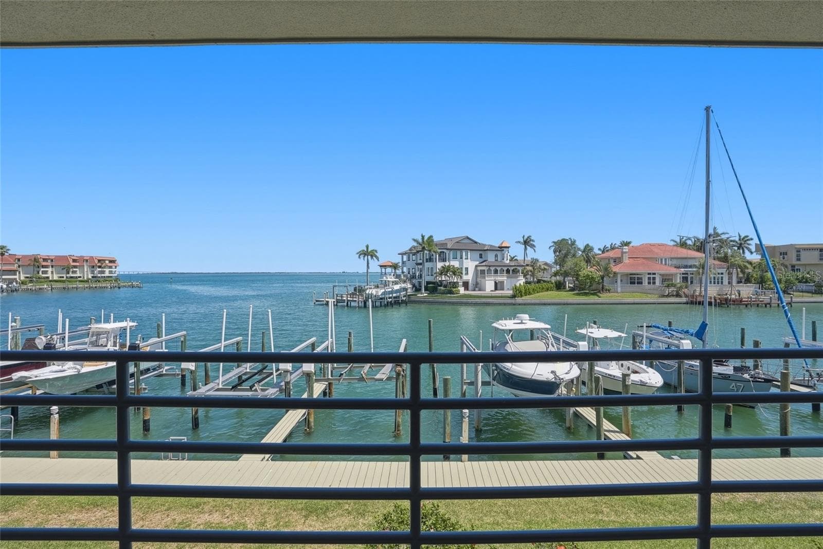 363 Pinellas Bayway S 29