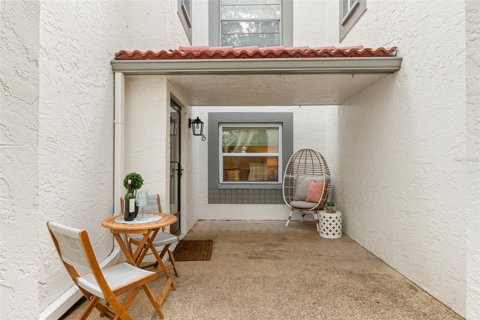 476 Santa Cruz Place NE B photo 03