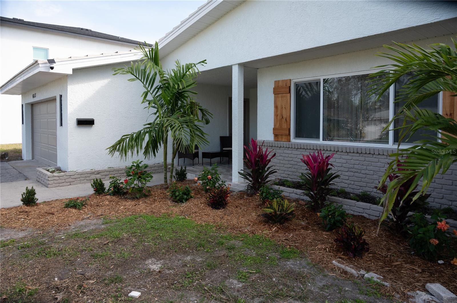 6613 Blue Heron Drive S photo 04