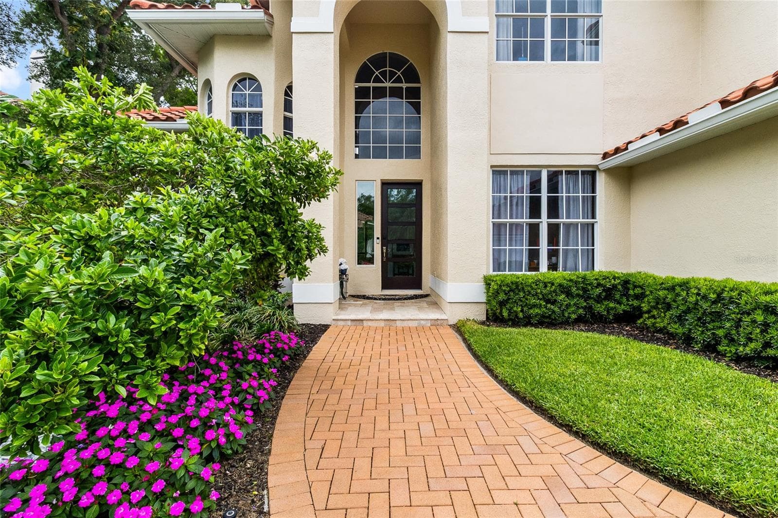 4815 Queen Palm Terrace NE