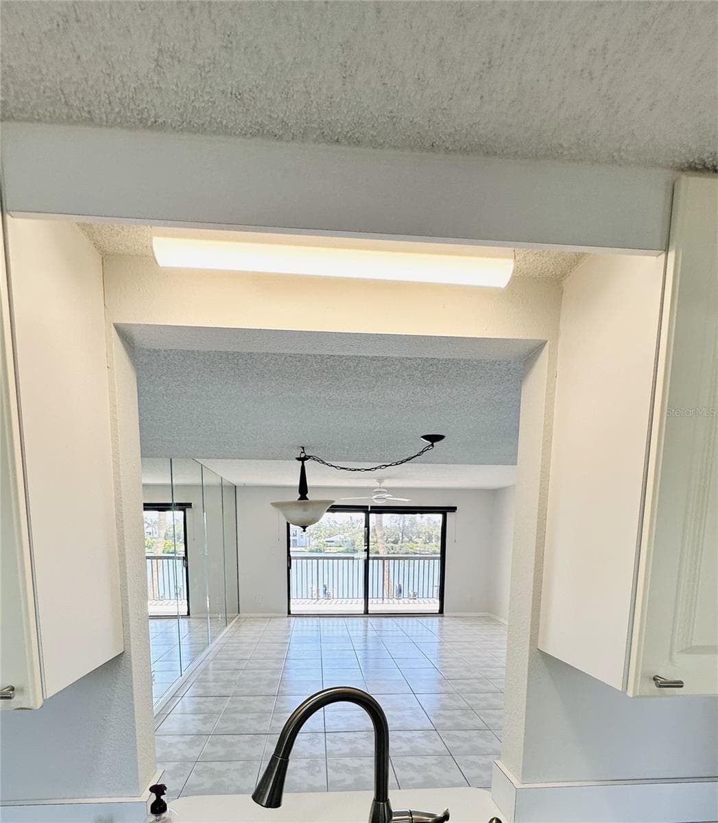 3111 Pass A Grille Way 110 photo 04