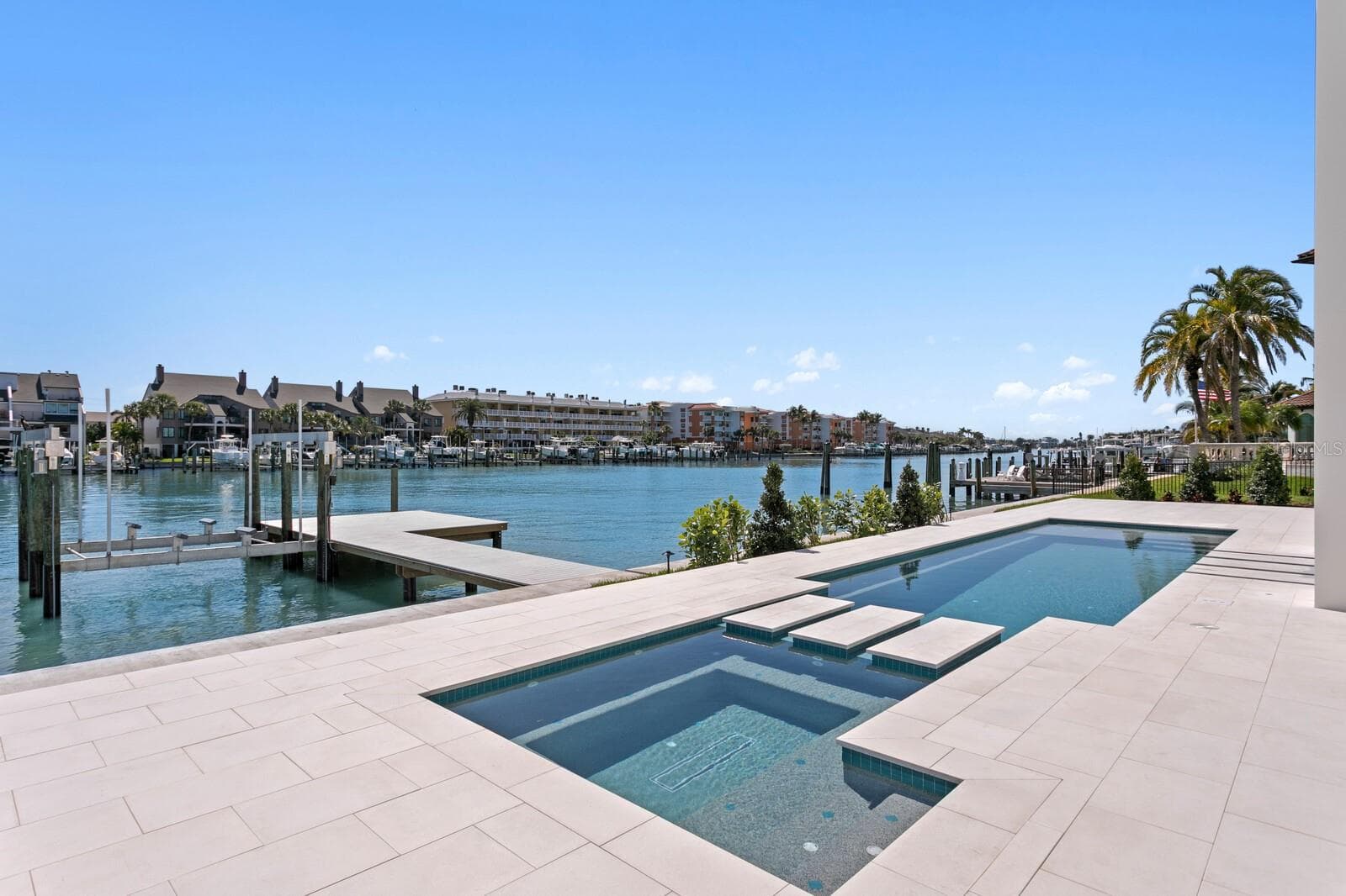 500 Barcelona Drive photo 03