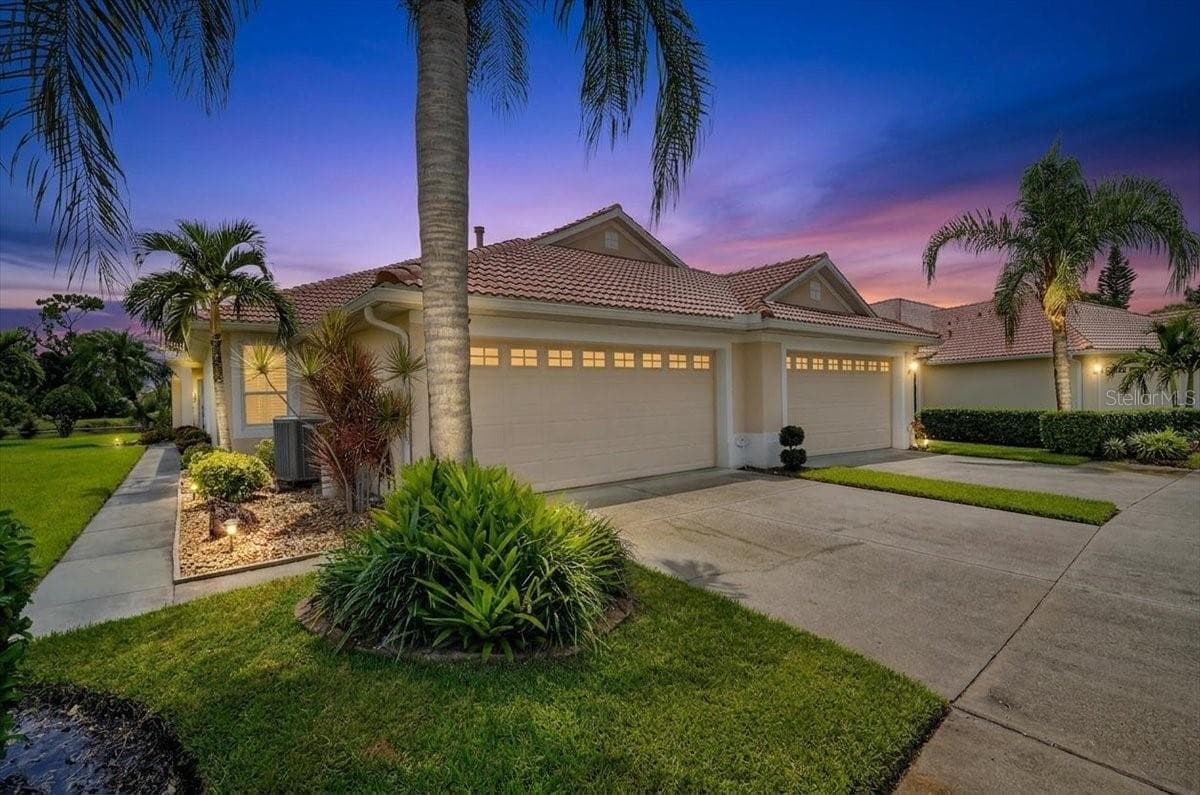 5037 Whispering Oaks Drive