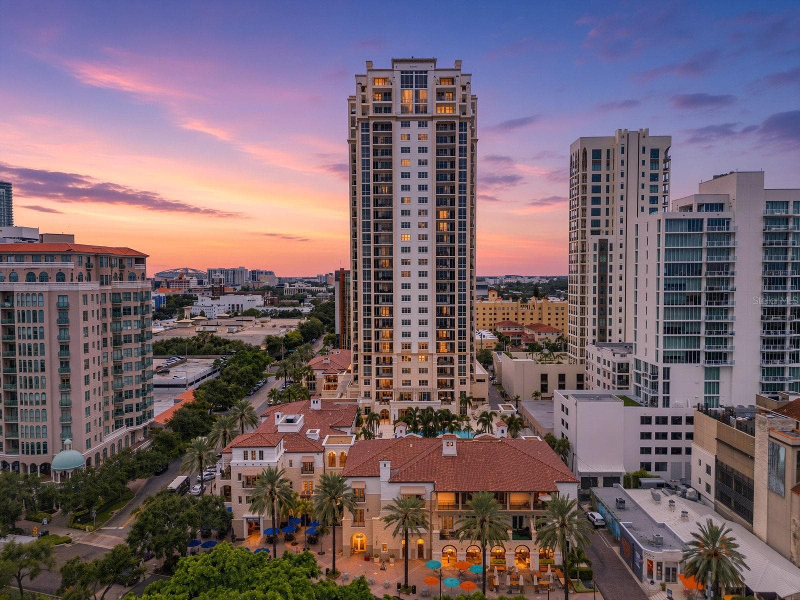 300 Beach Drive NE 2604