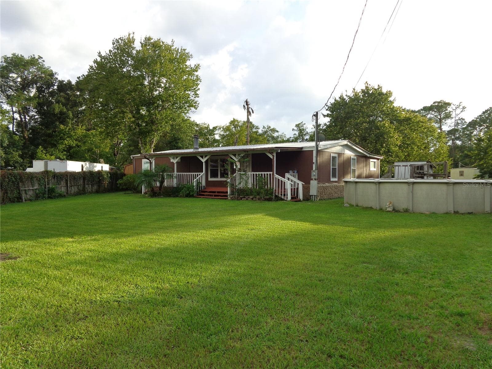135 Sportsman Road photo 02