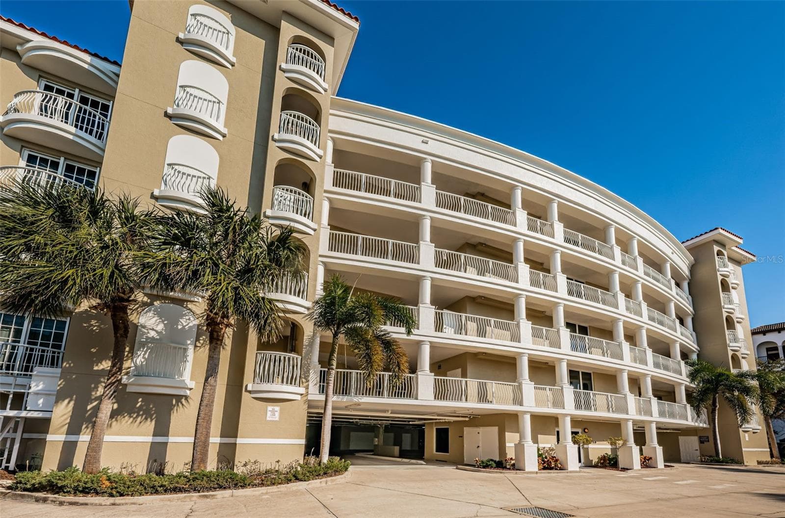3805 Gulf Boulevard 504 photo 06