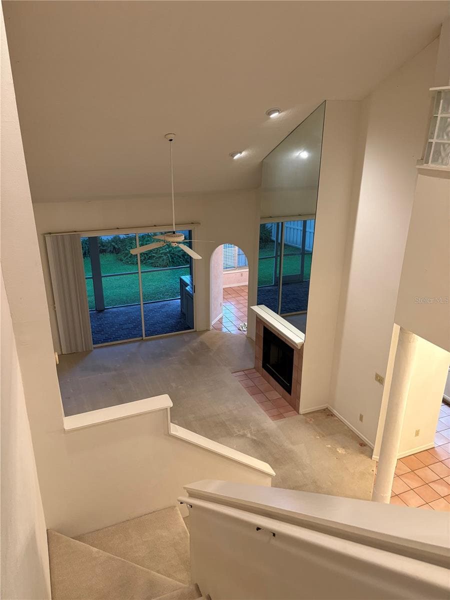 402 Date Palm Court NE photo 03