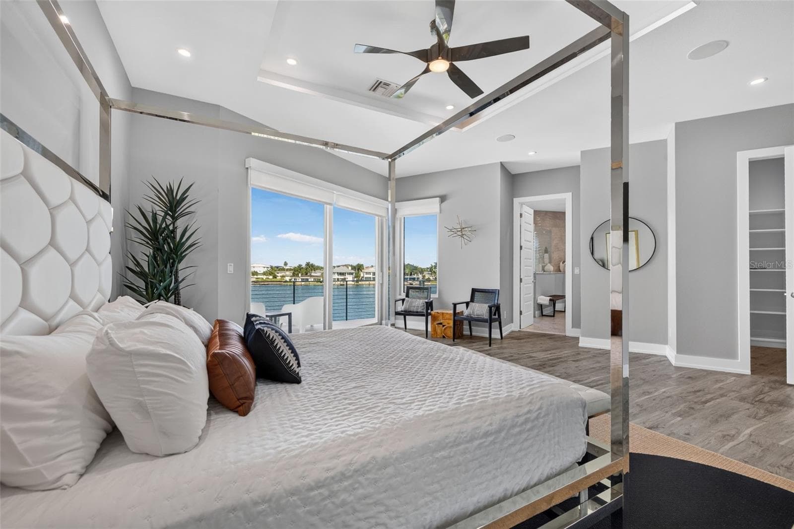 10209 Gulf Boulevard photo 04