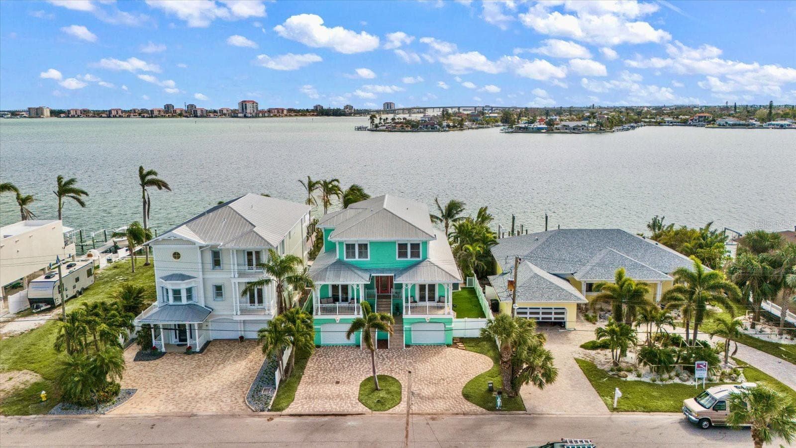 644 Boca Ciega Isle Drive photo 05