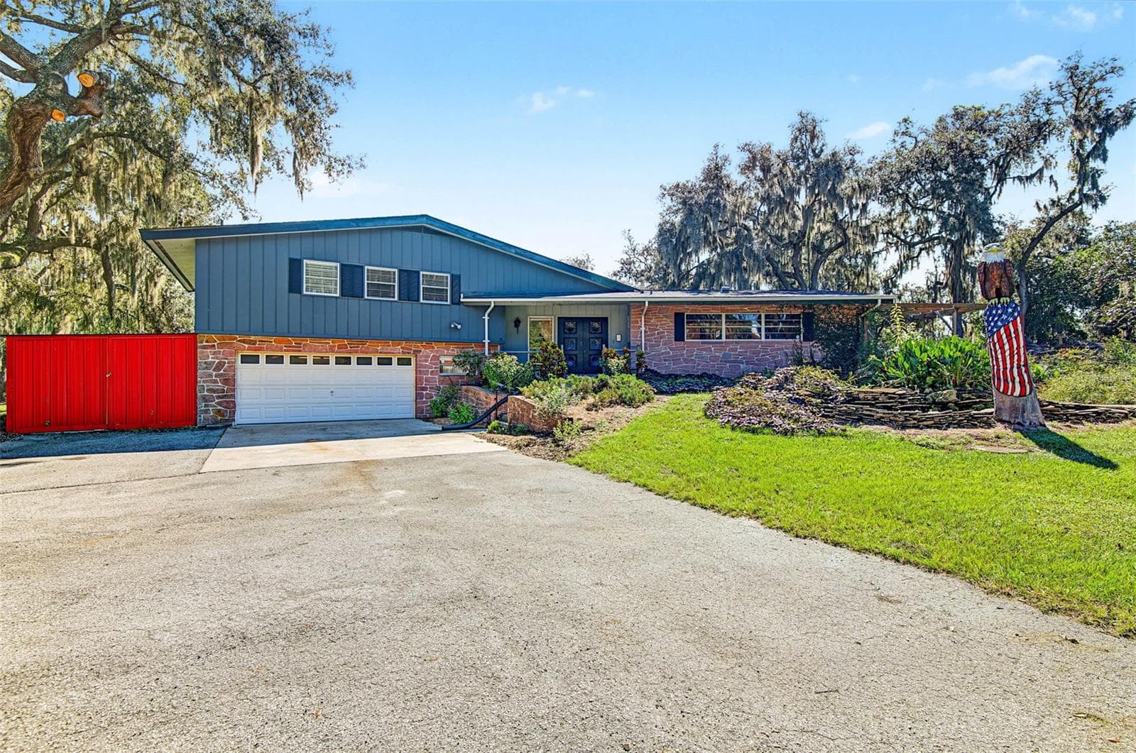15300 Lake Iola Road photo 06