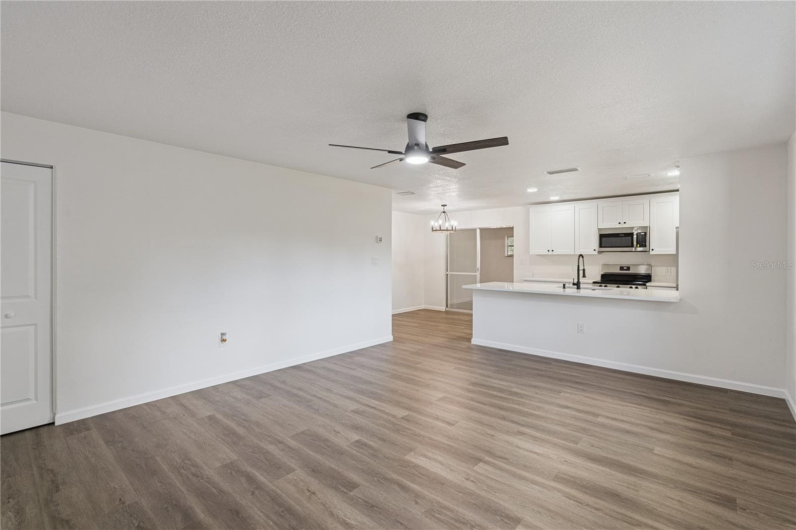 1310 Lee Court photo 06