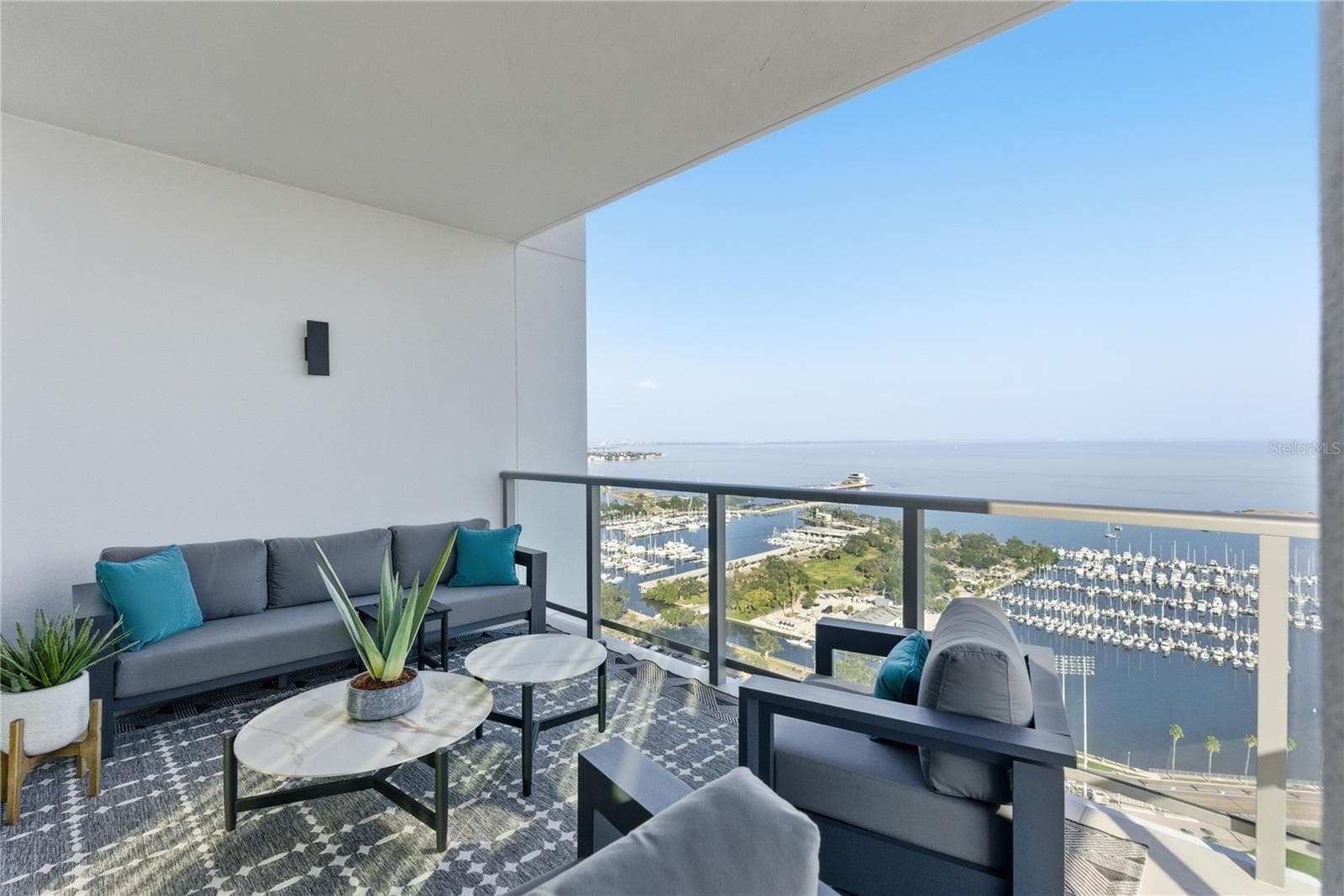 301 1st Street S 3101