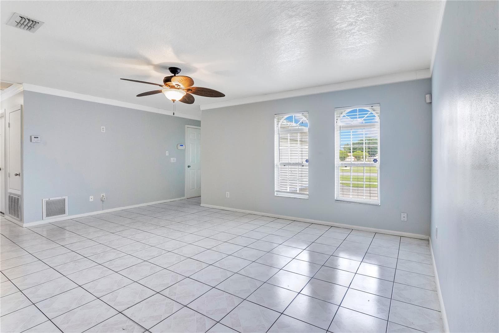 5349 Moonglow Boulevard photo 05