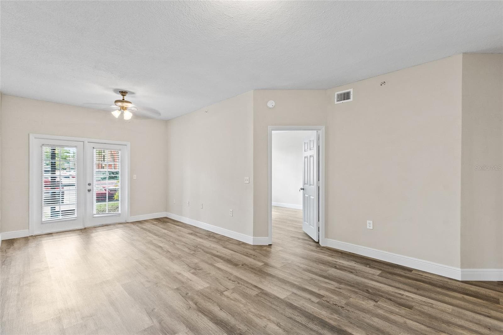 10855 Windsor Walk Drive 5107 photo 03