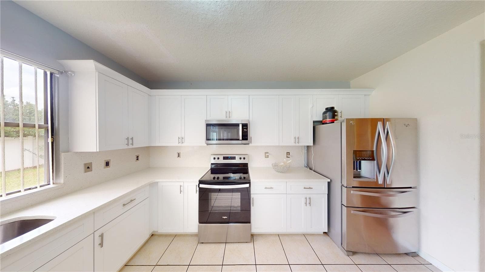 3044 Camino Real Drive S photo 06