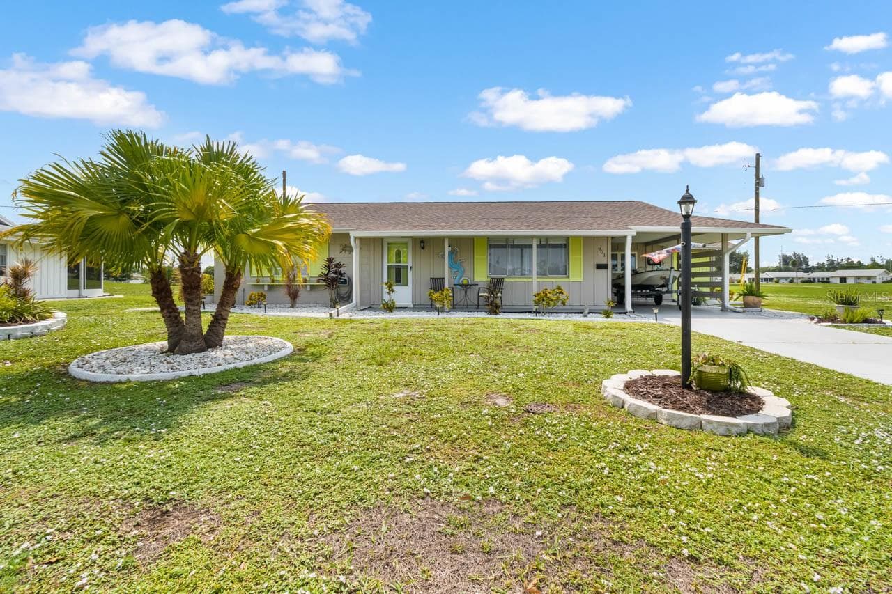901 Hacienda Drive
