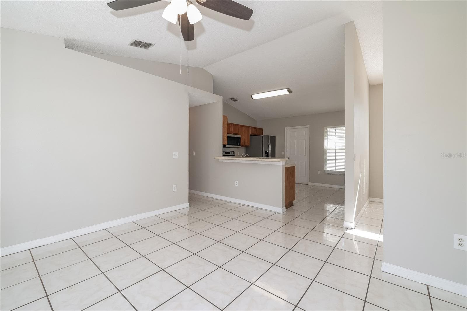 188 Anzio Drive photo 04