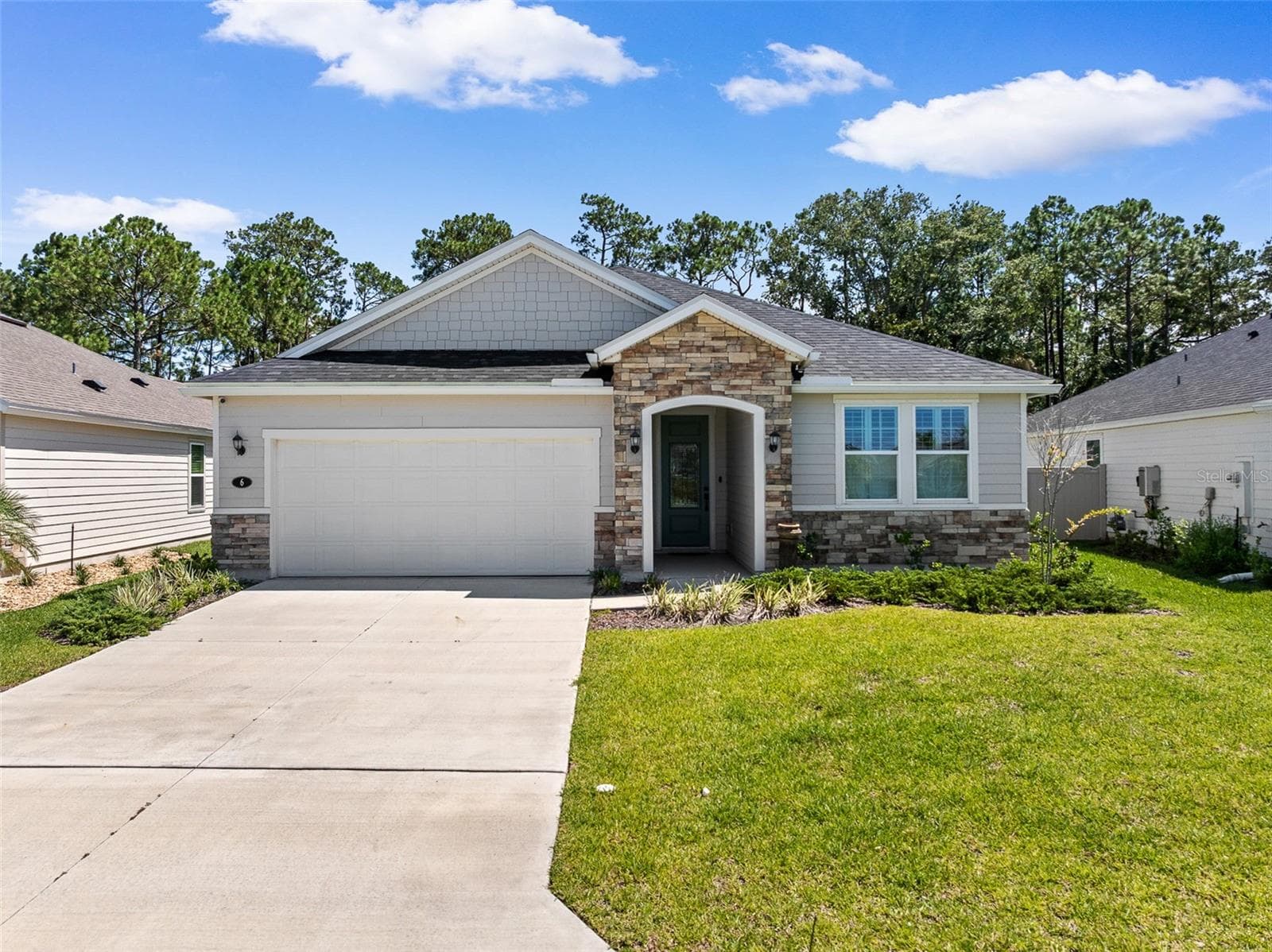 6 Signet Circle
