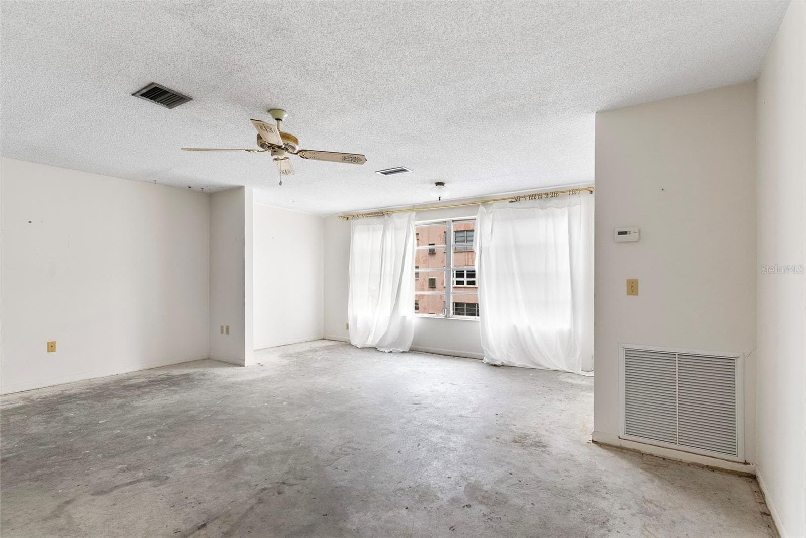 5501 80th Street N 408 photo 03