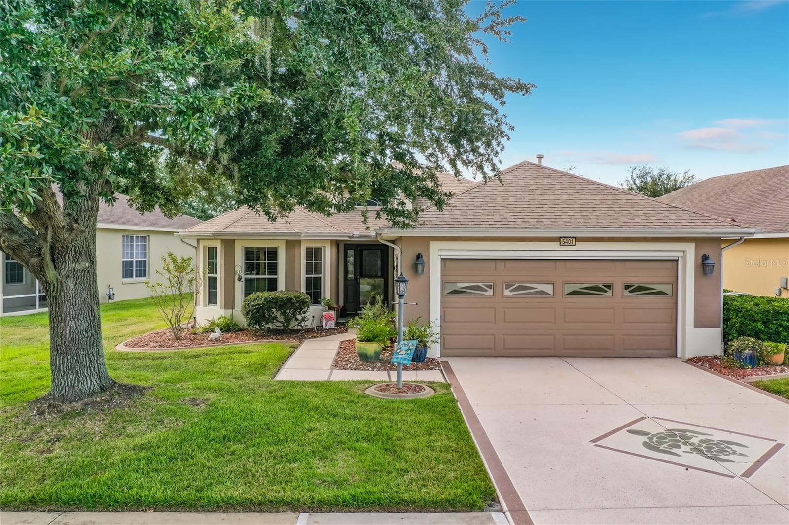 5401 Aurora Drive photo 02