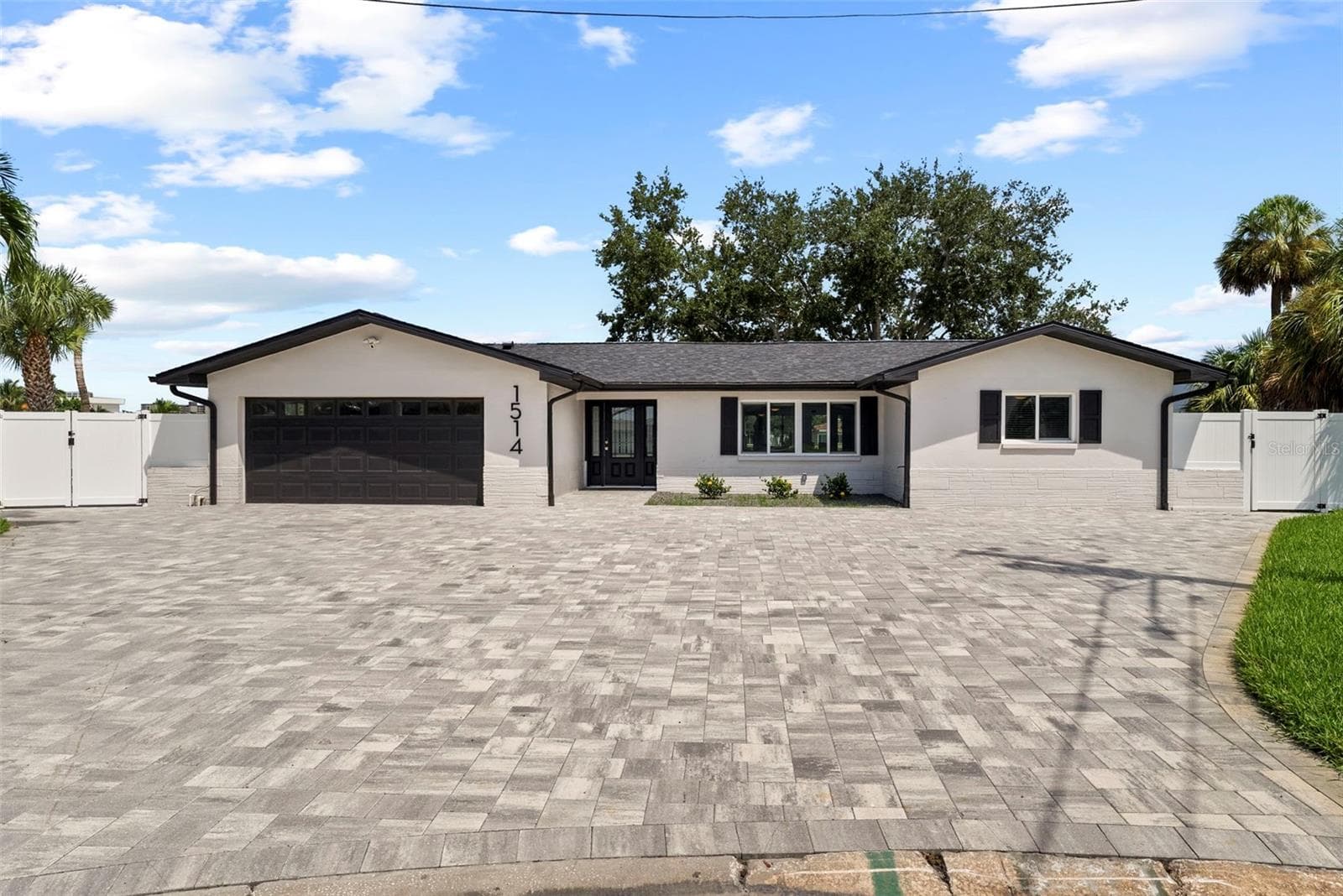 1514 Sea Gull Drive S photo 02