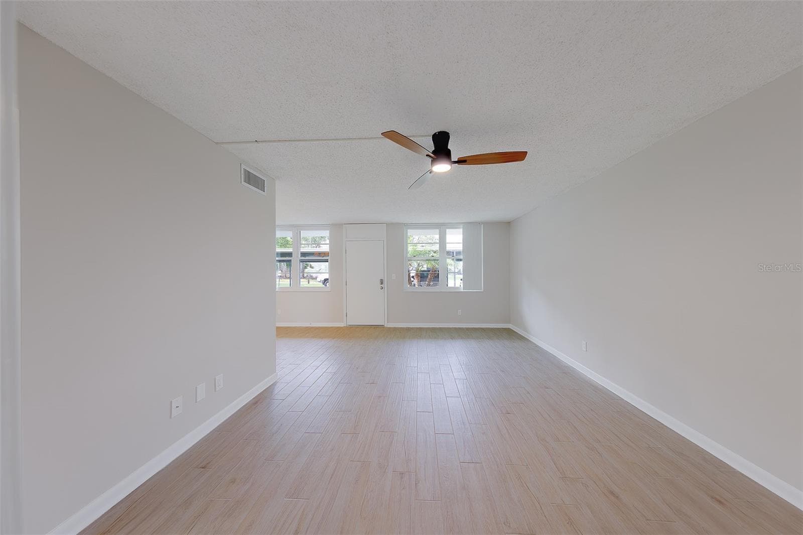 4715 Bay Street NE 132 photo 05