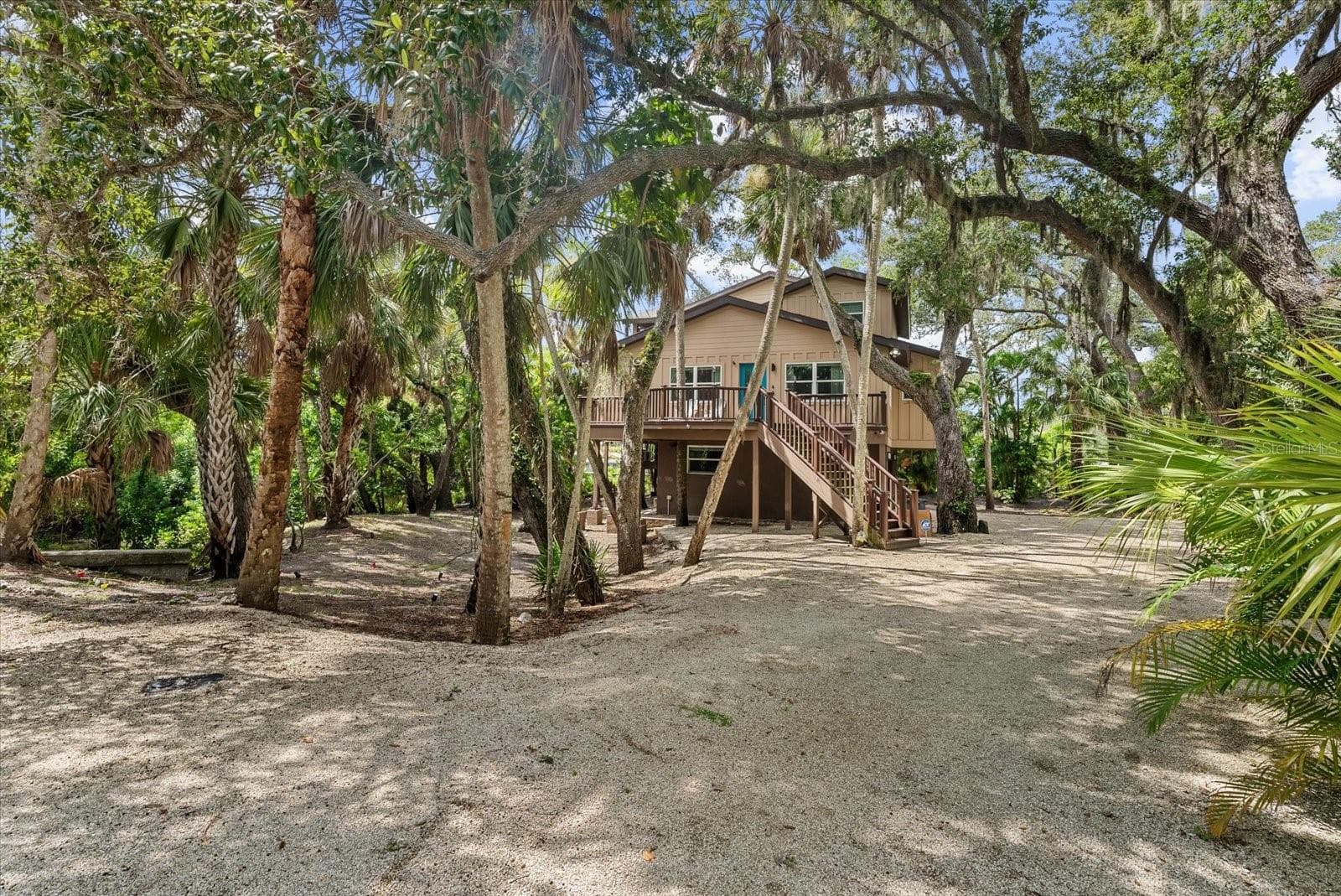 3376 S Seclusion Drive photo 02