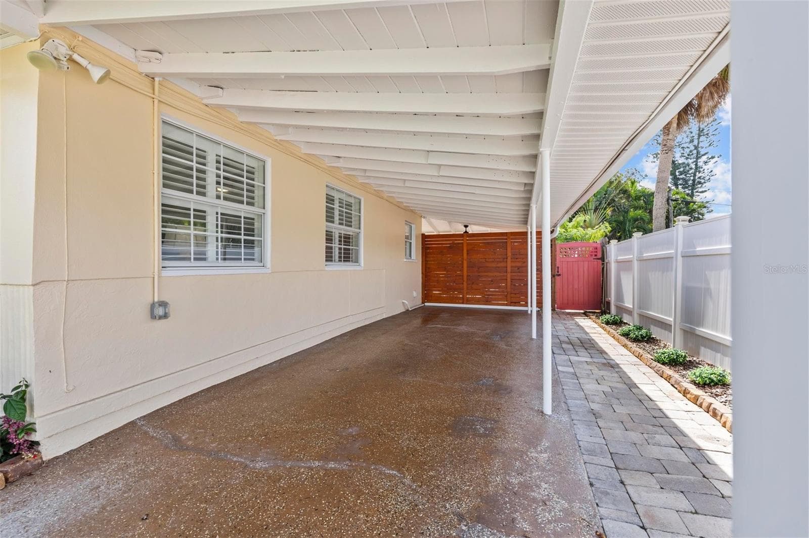 550 80th Avenue photo 05
