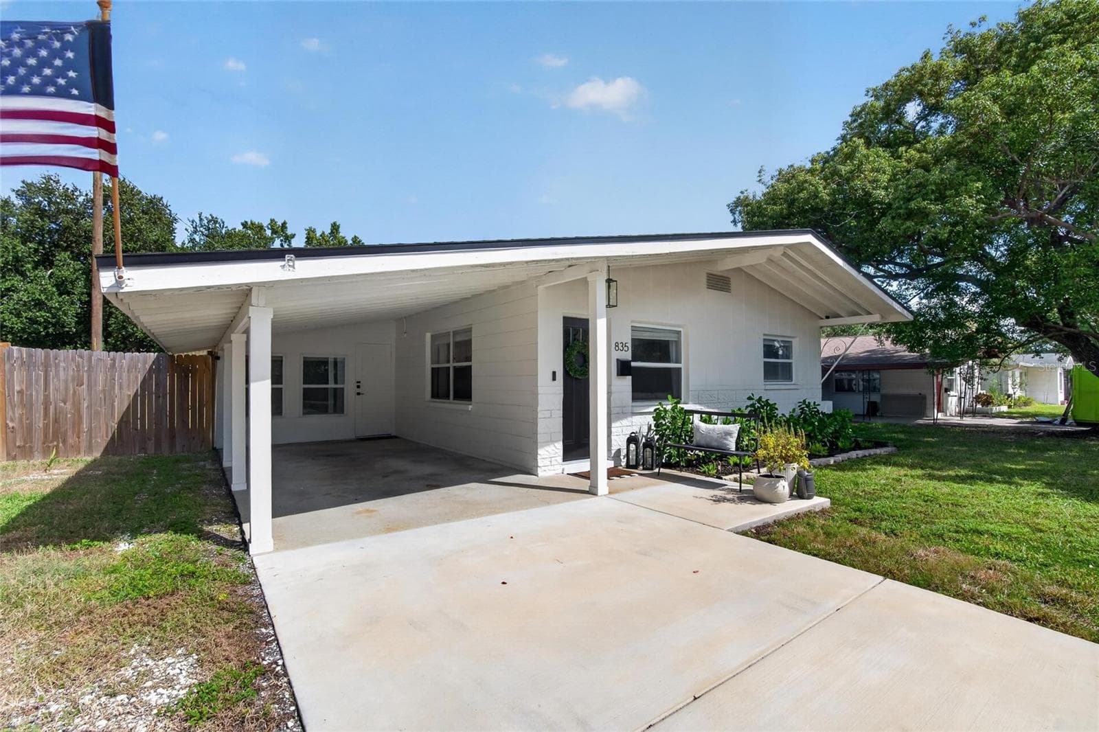 835 54th Avenue N photo 04