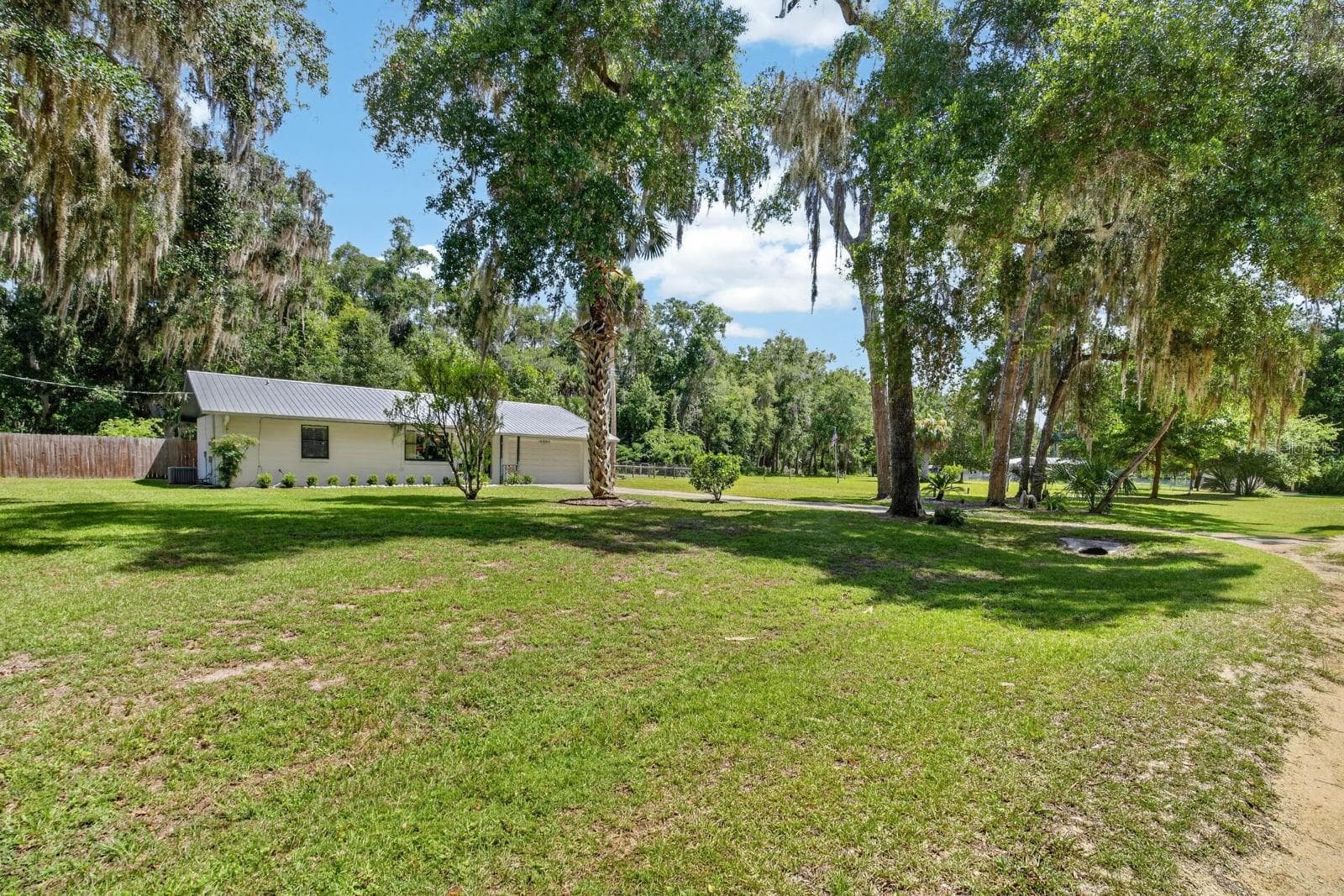 104 Woodcrest Avenue photo 06
