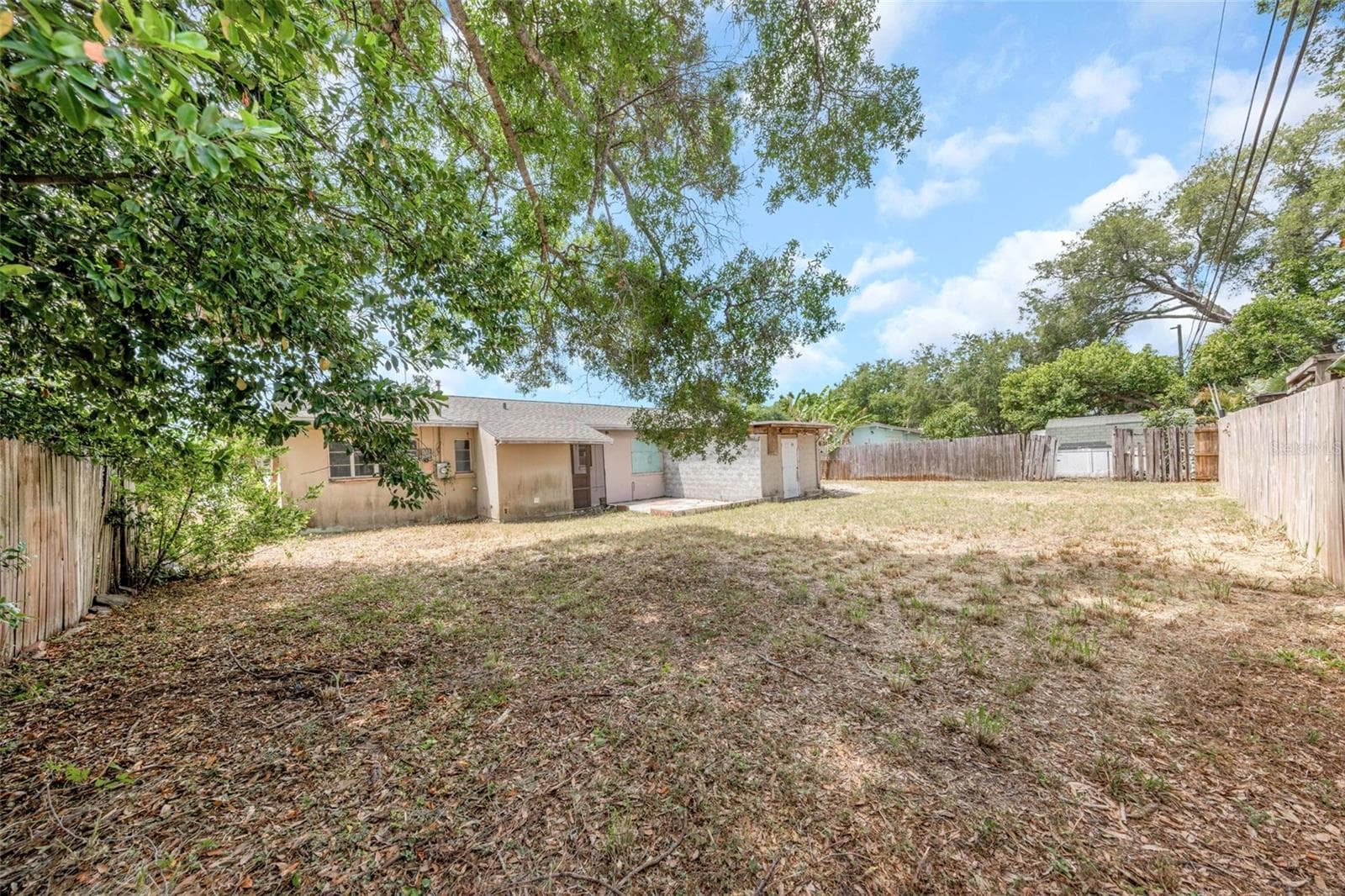 6235 Hampton Drive N photo 03