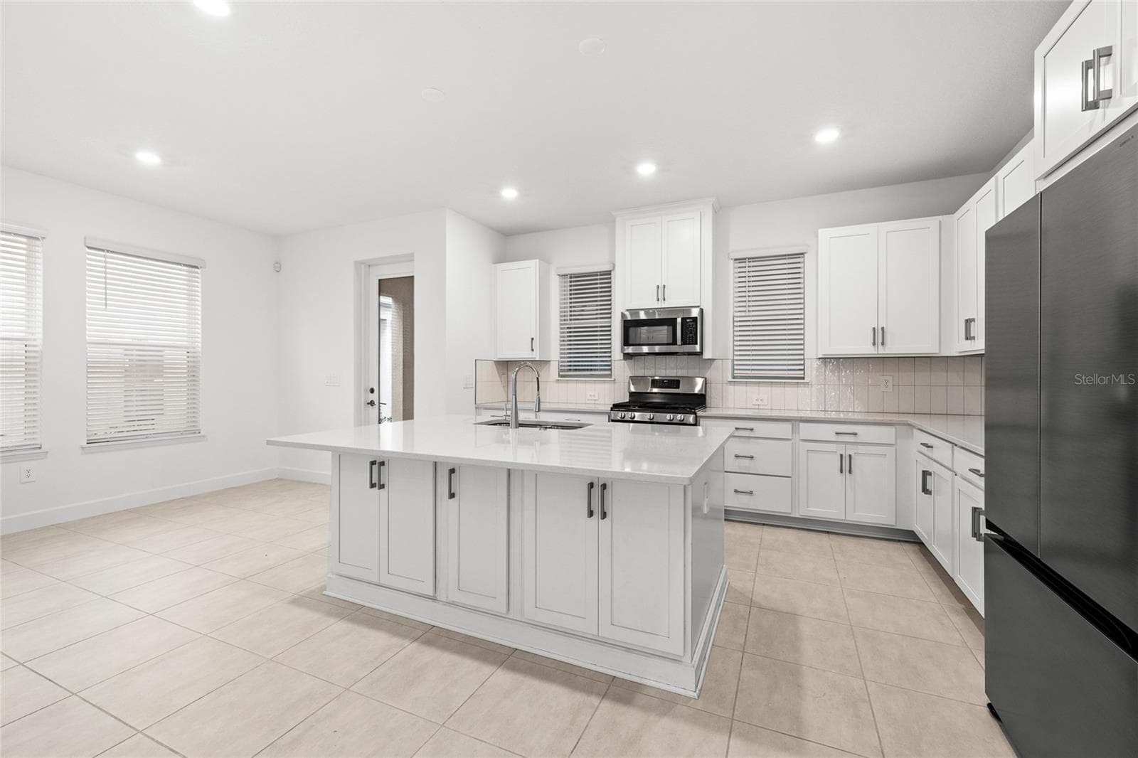 16283 Honey Harvest Street photo 07