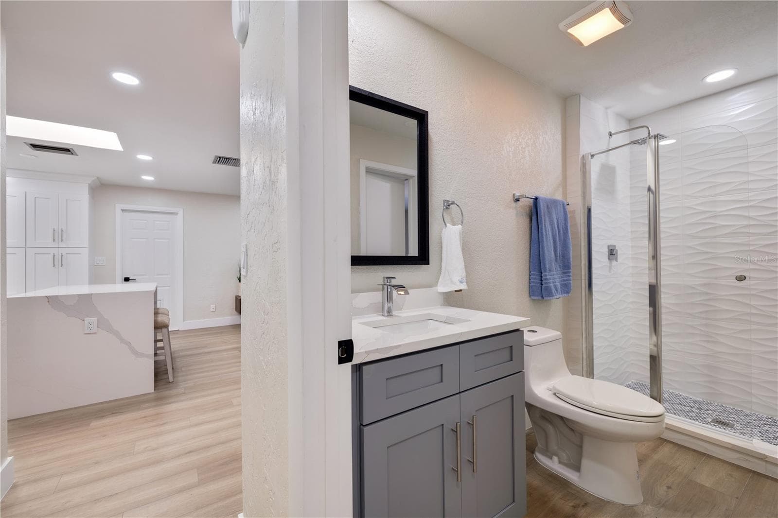 490 82nd Avenue photo 04