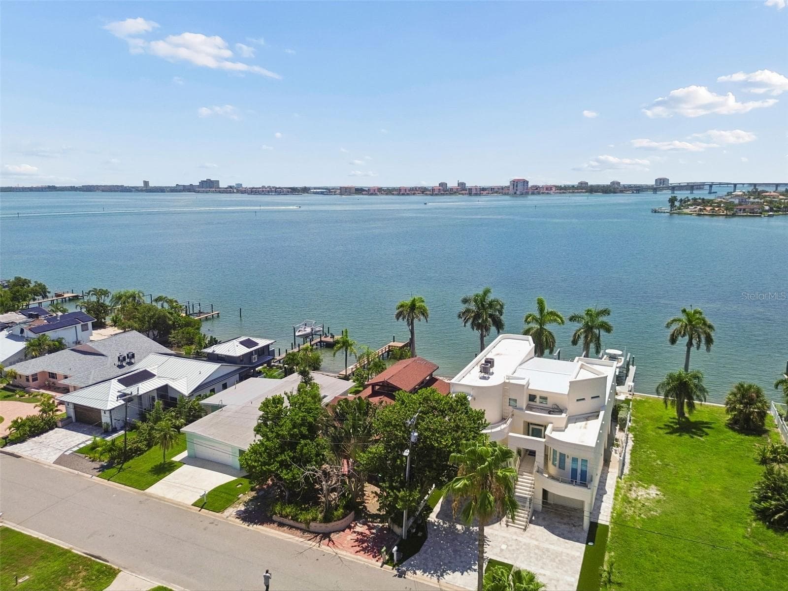 720 Boca Ciega Isle Drive photo 04