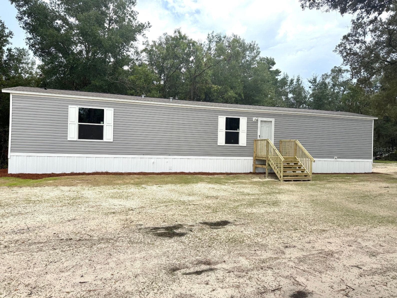 102 Livingston Court photo 02
