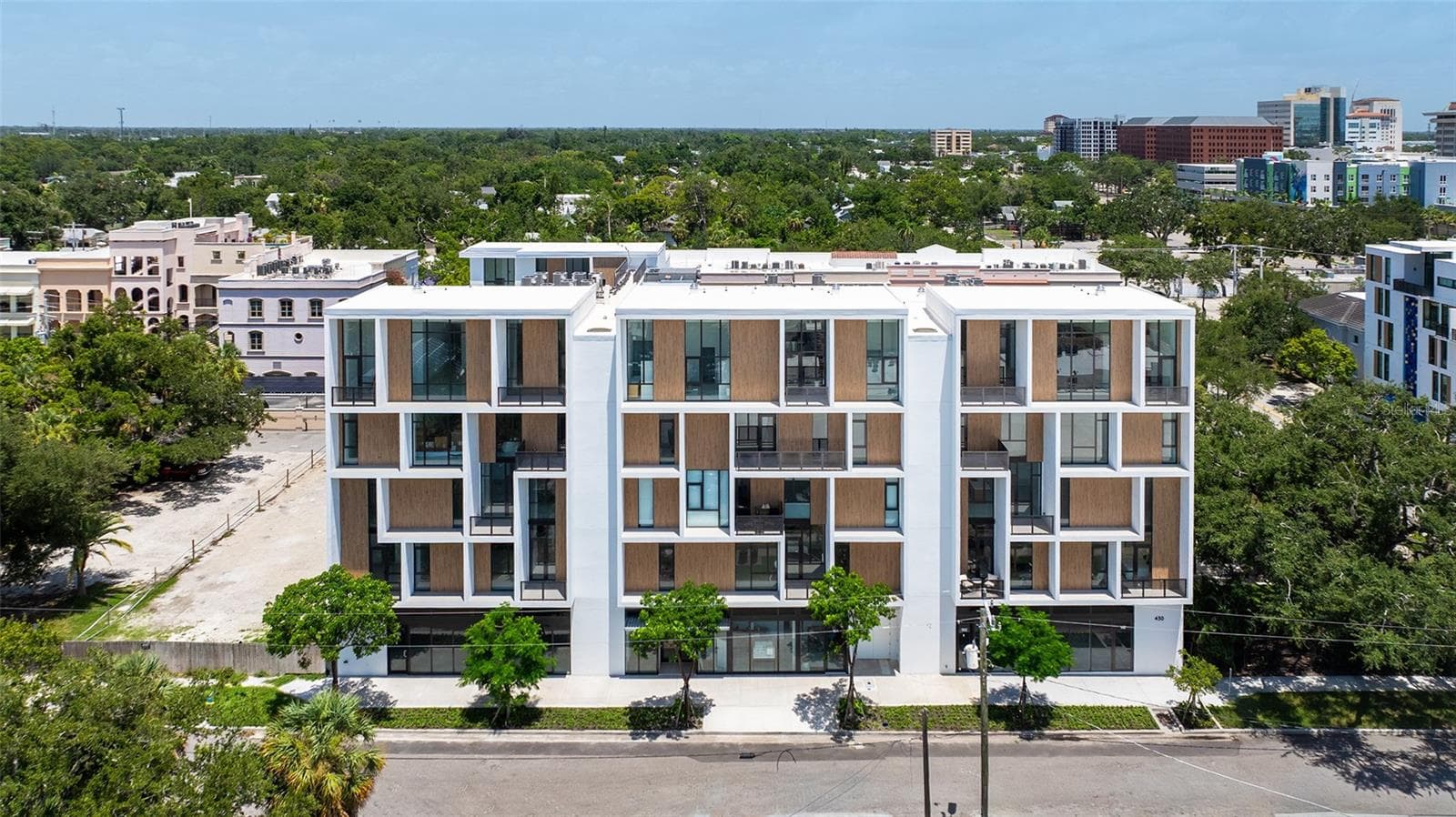 430 Kumquat Court 202