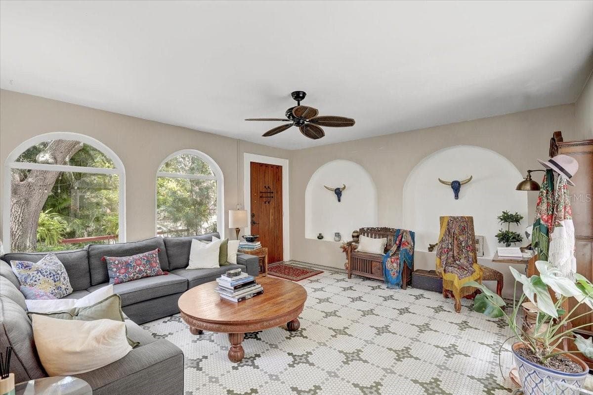 325 49th Street N photo 06