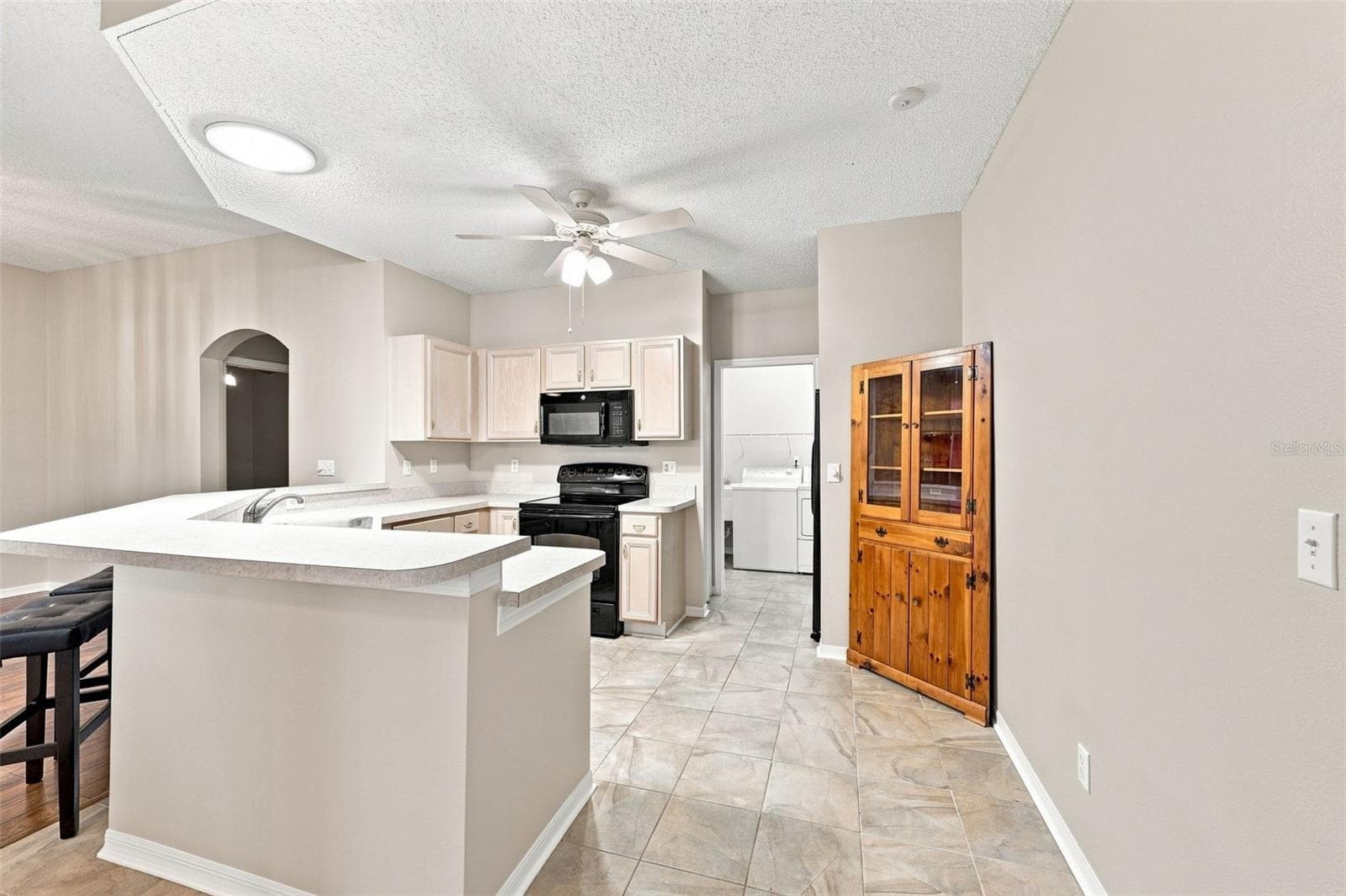 1014 Radison Avenue 11 photo 07
