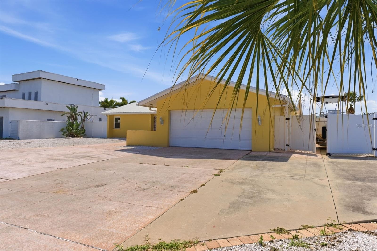 1421 Sea Gull Drive S photo 03