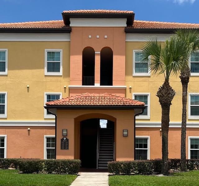 5447 Vineland Road 1210