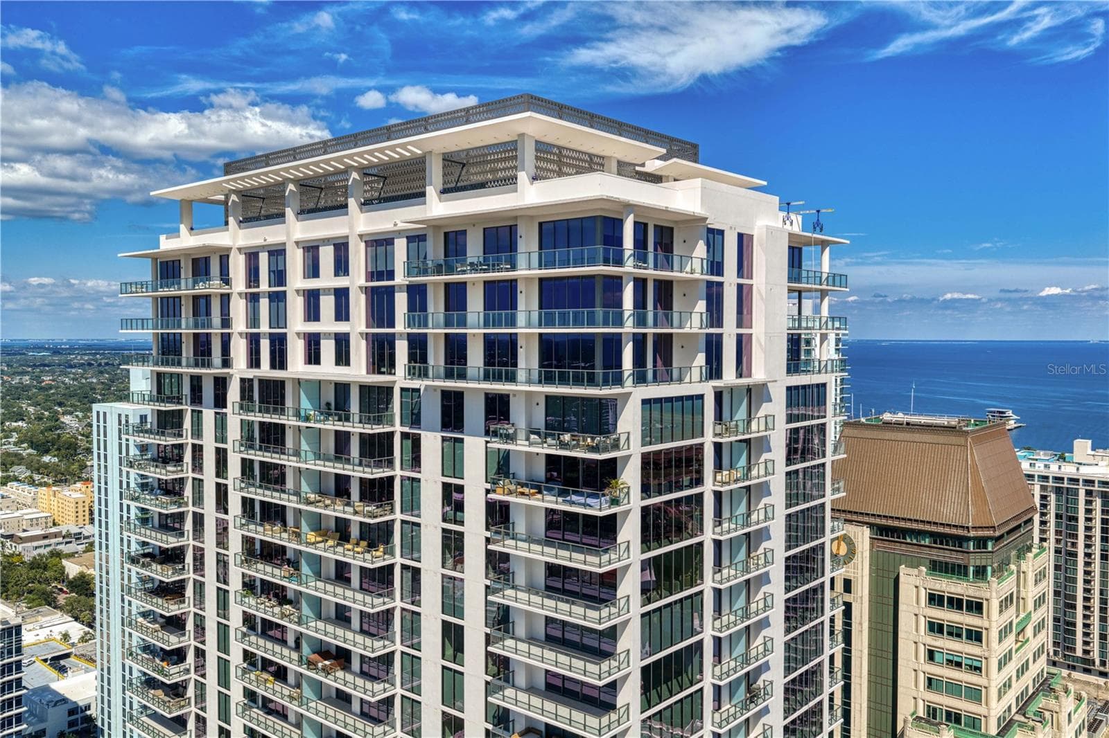 275 1st Avenue S 4004