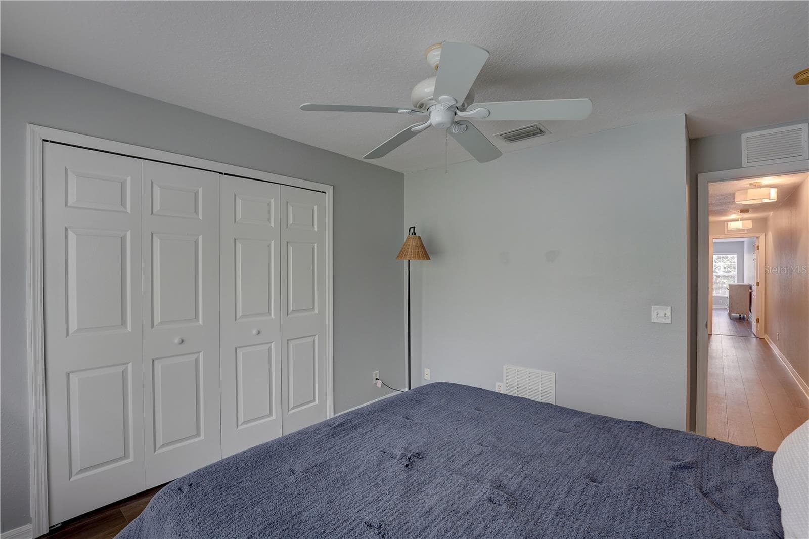 9516 Charlesberg Drive photo 07