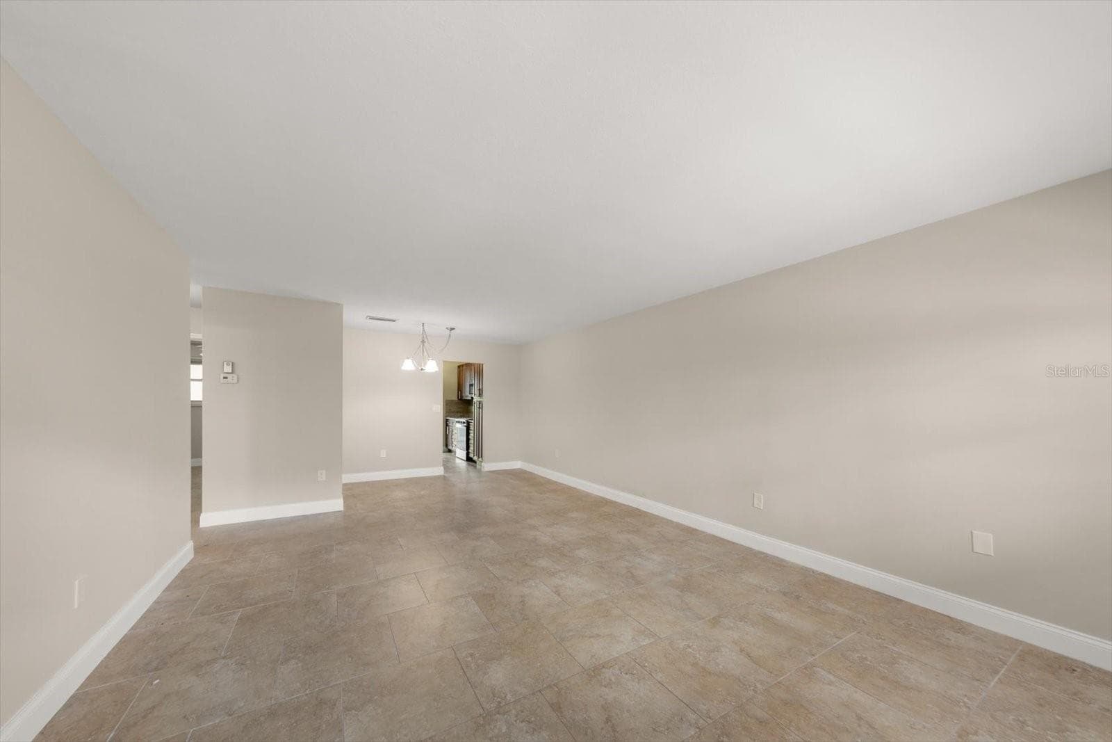 6025 Shore Boulevard S 107 photo 06
