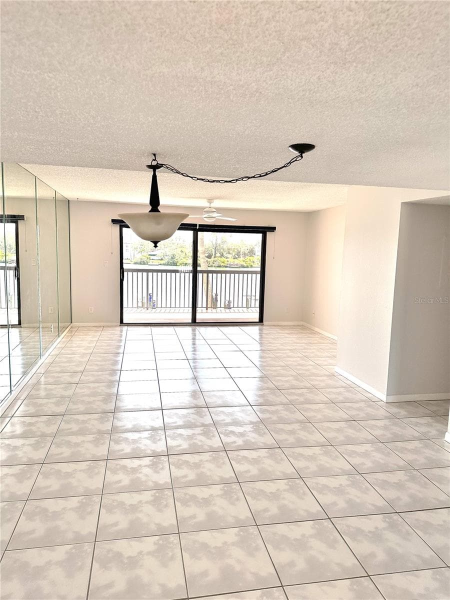 3111 Pass A Grille Way 110 photo 05