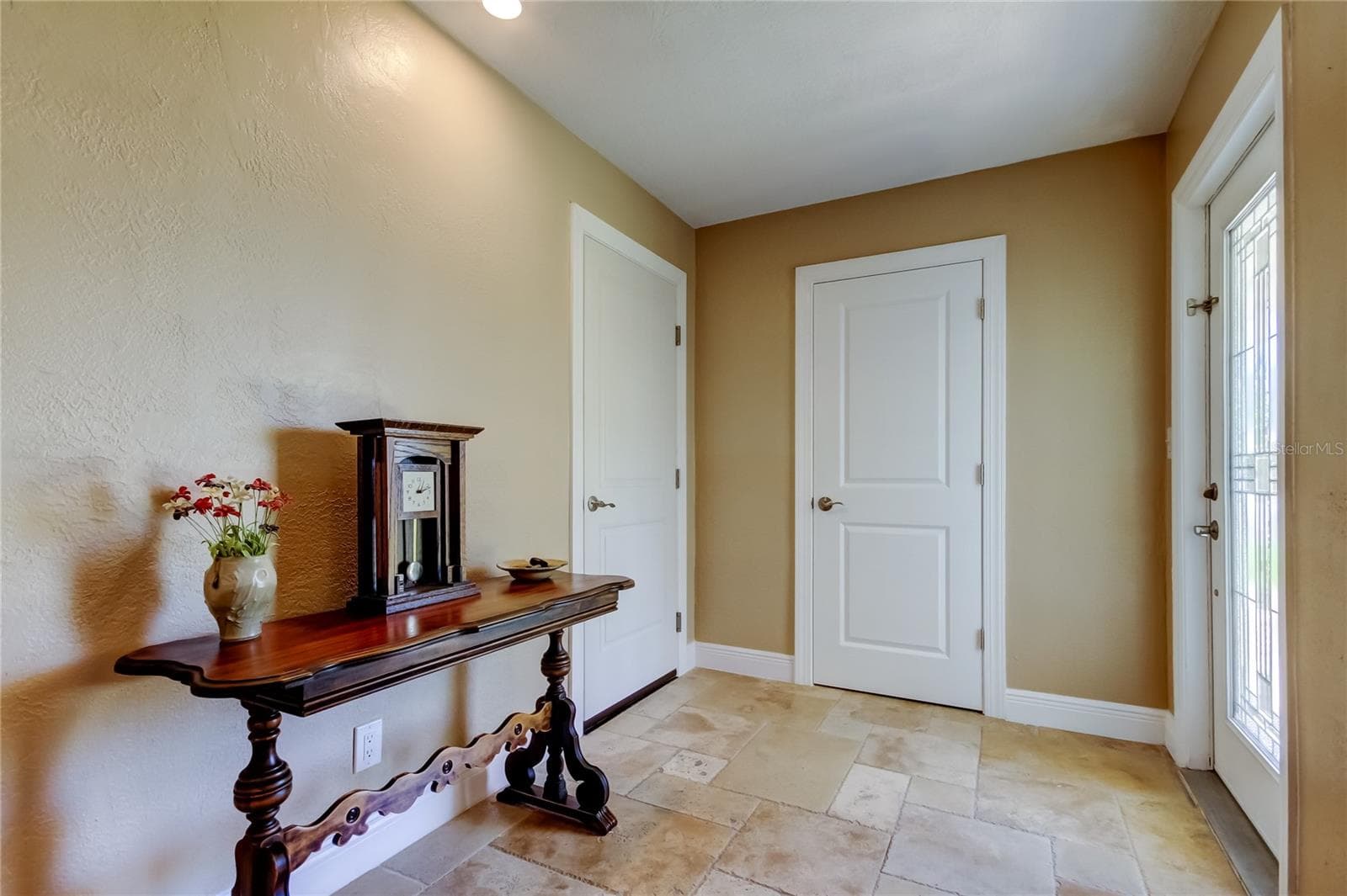 4174 14th Lane NE photo 02