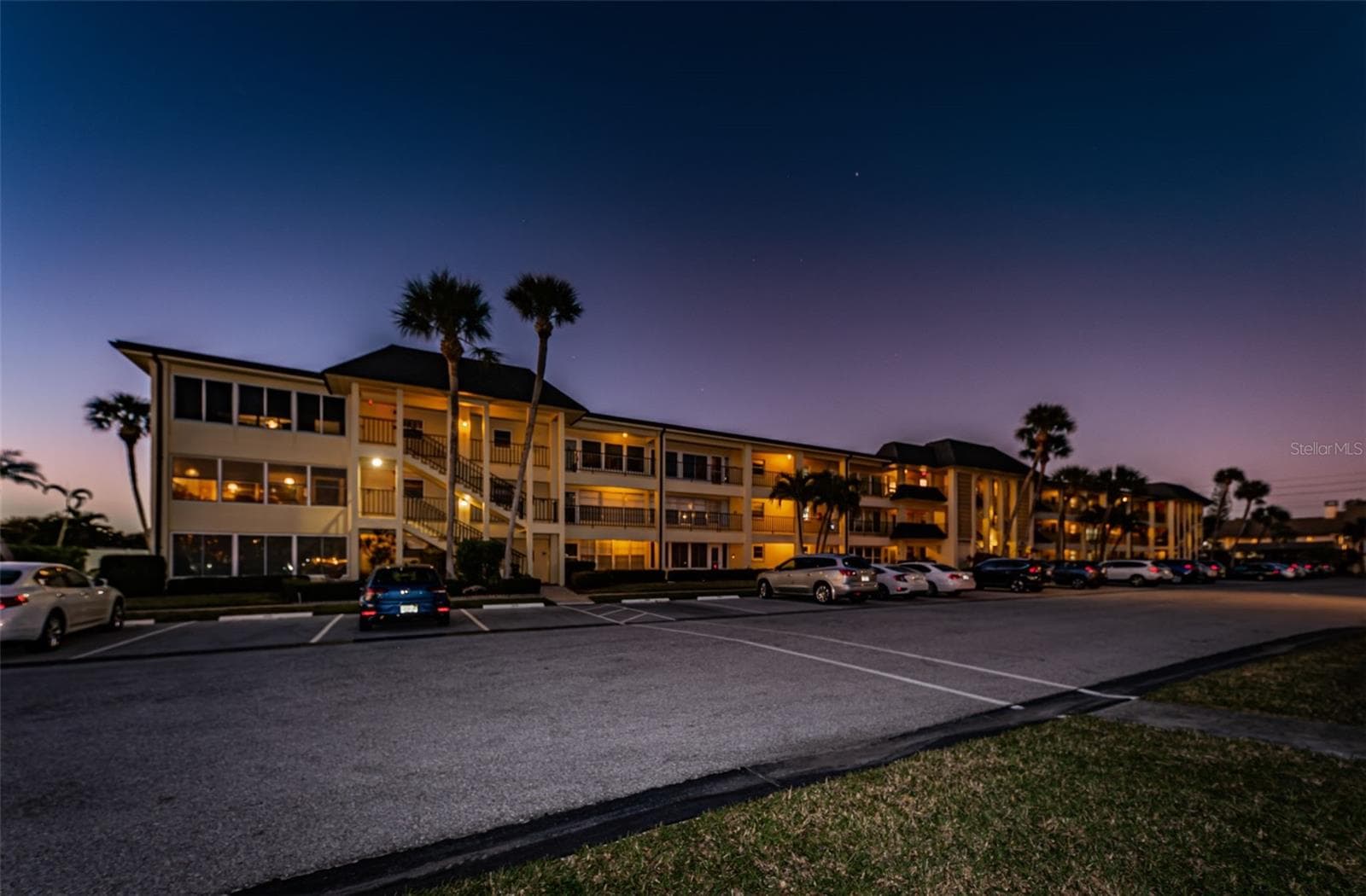 4700 Cove Circle 110