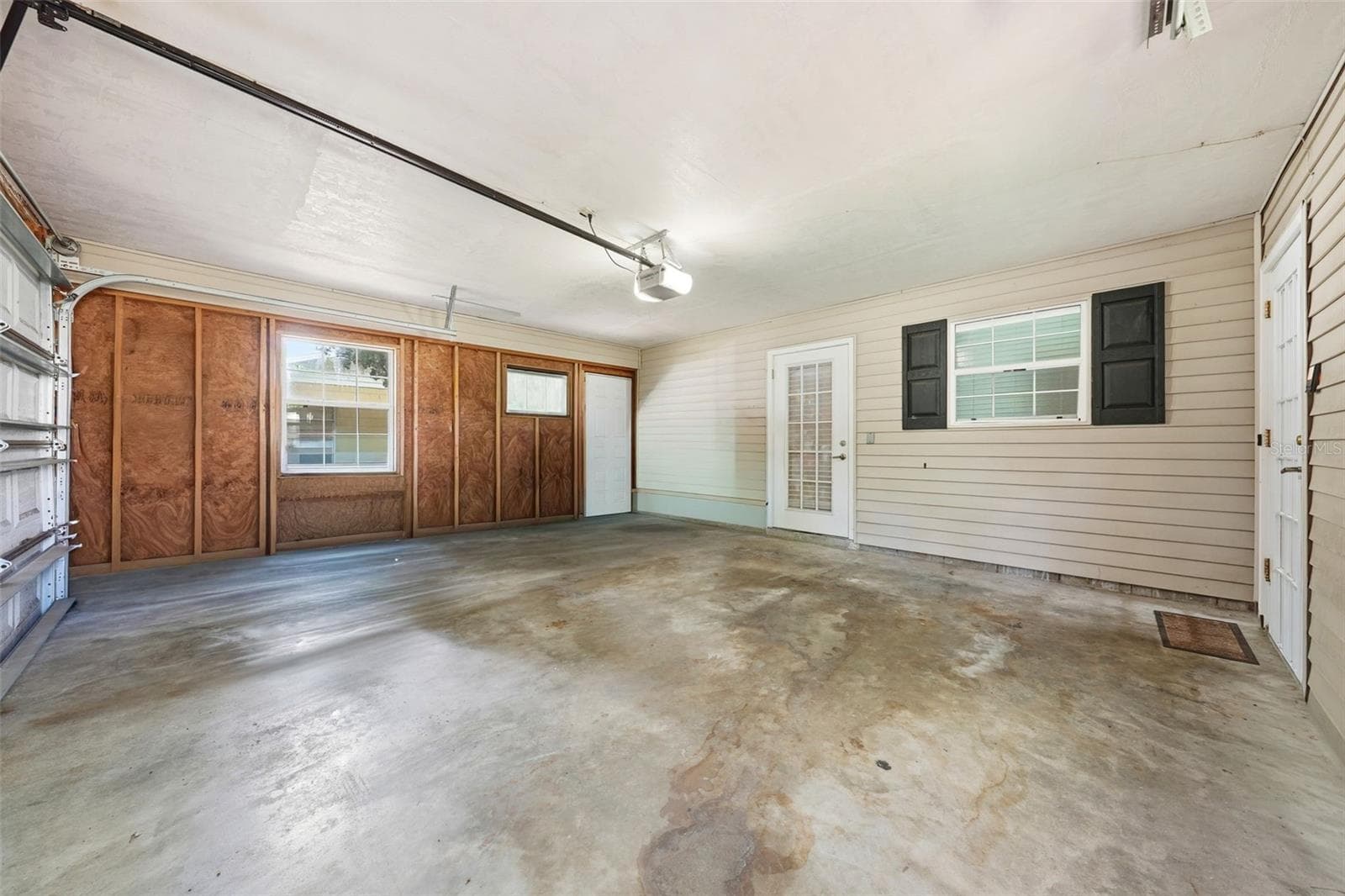 3996 Lake Eleanor Dr photo 04