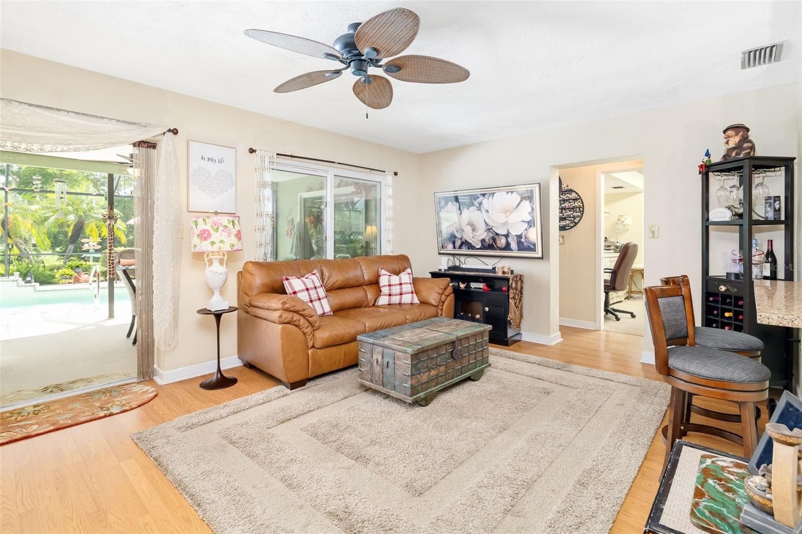 3012 Hyde Park Street photo 07